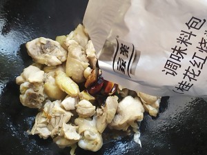 超级美味红烧鸡块的做法