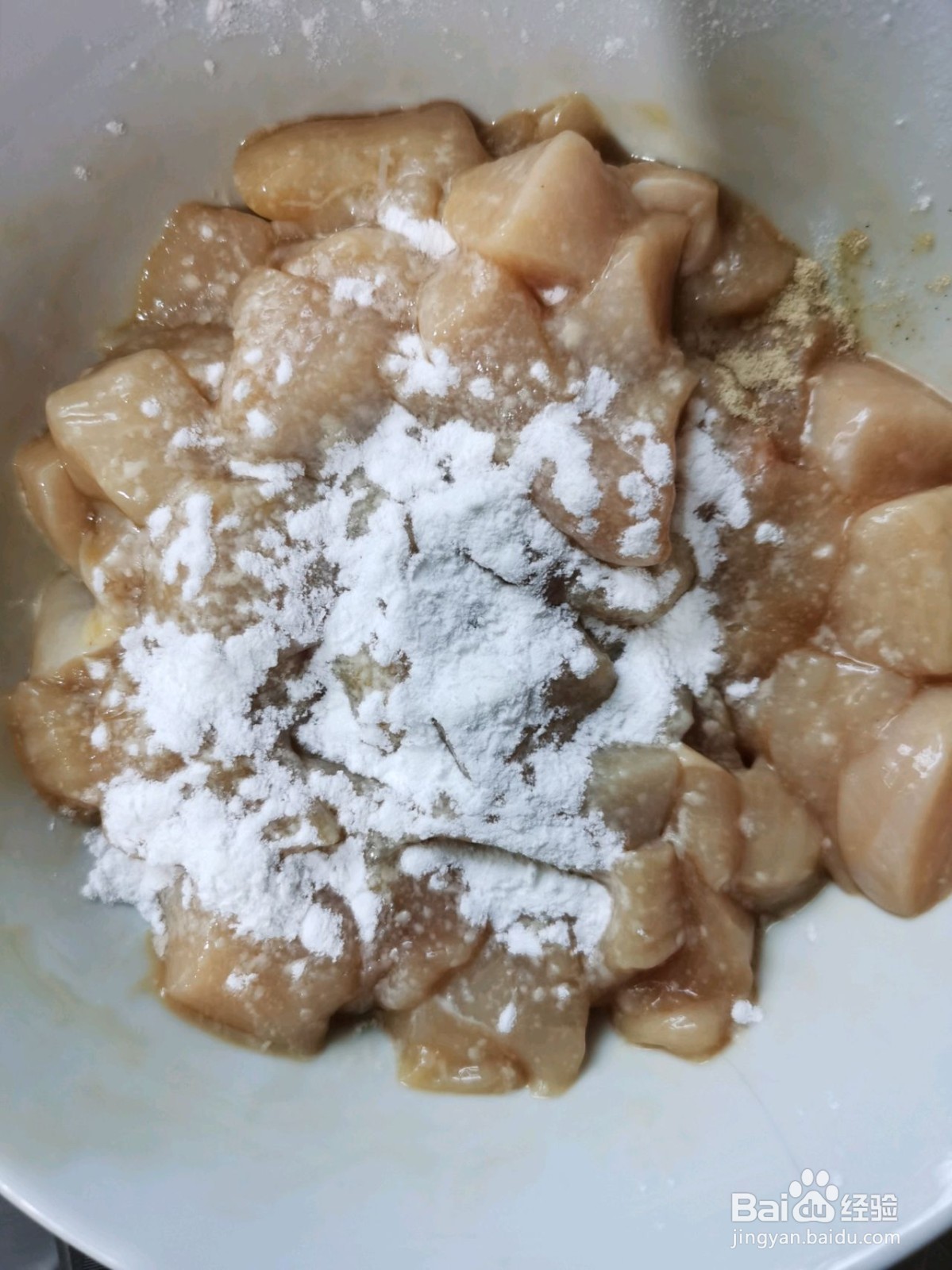 香干火腿炒鸡丁的做法