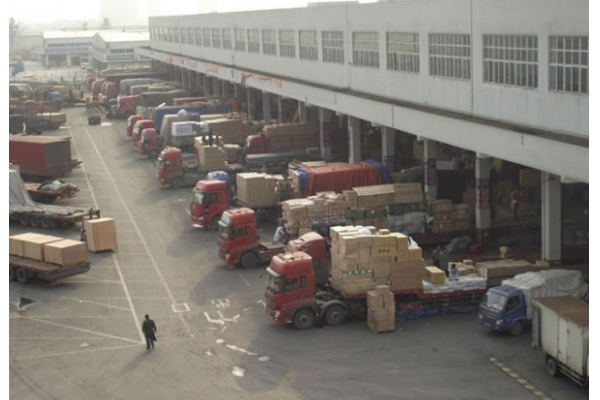 4.2米货车高栏和低栏哪个好配货