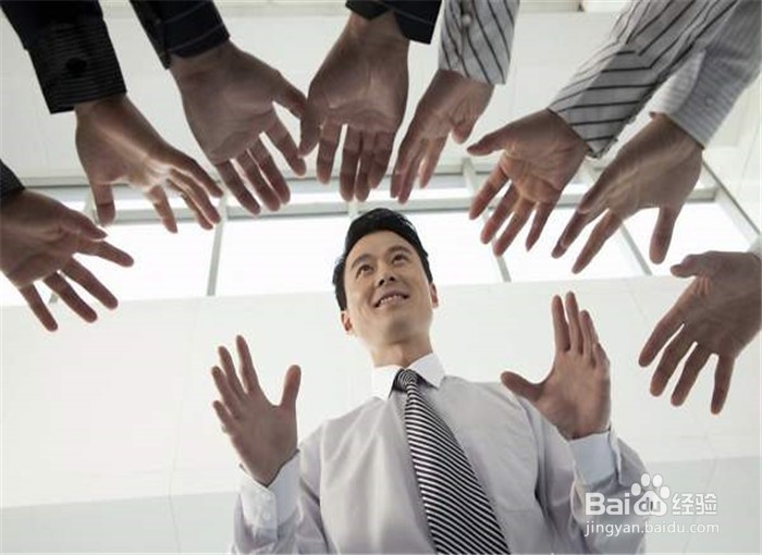 很多人经常来烦自己,找自己帮忙怎么办