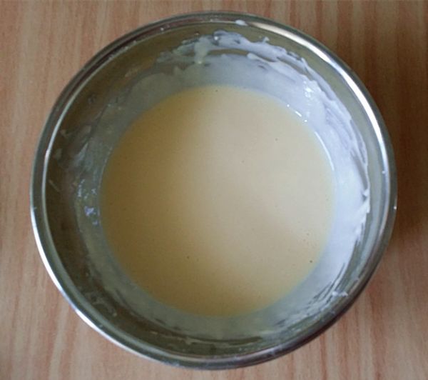 轻乳酪拉花蛋糕