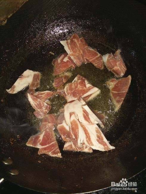 韭菜花肉片烧白菜