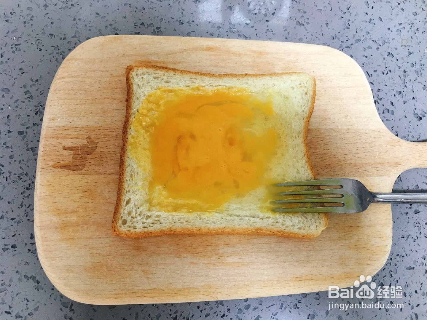 家庭早餐鸡蛋吐司的简单做法