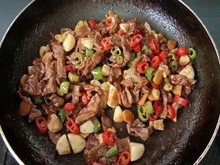 小炒牛肉怎么做