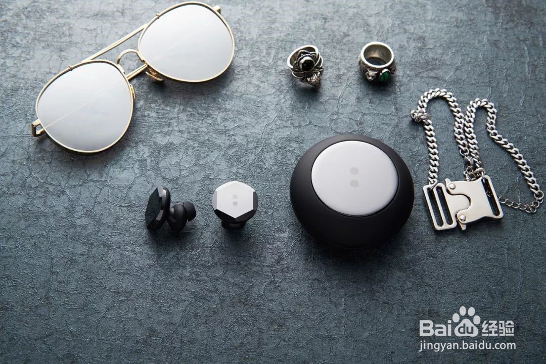 如何正确使用BUTTONS耳机