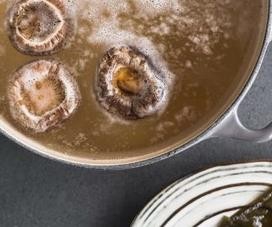 浓郁美味而不胖的火锅汤底的做法