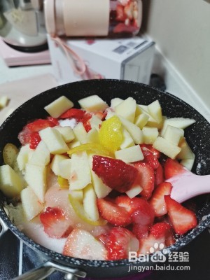 红颜草莓果酱的做法