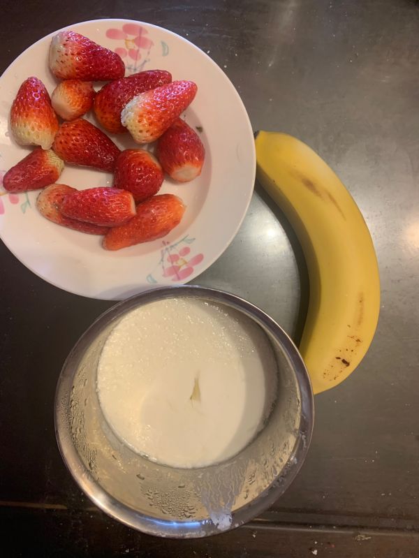 香蕉草莓思慕雪