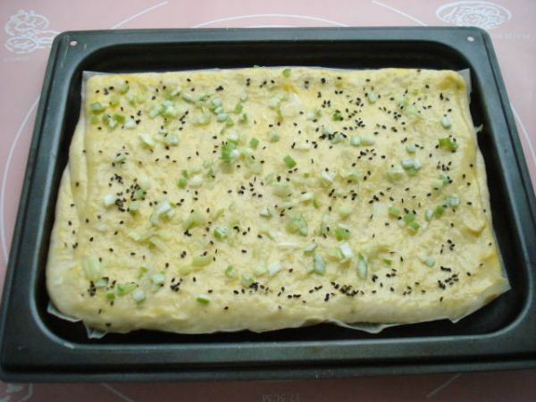 葱香肉松面包卷