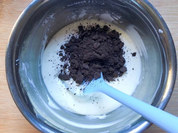 奥利奥慕斯蛋糕