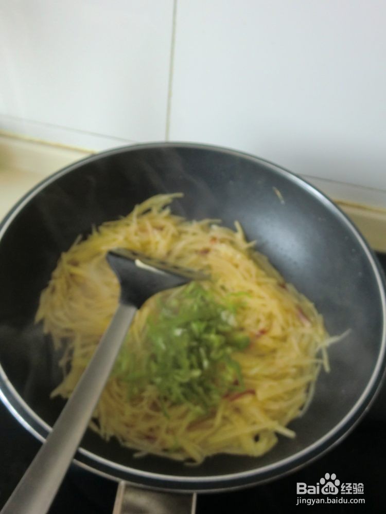 开胃酸辣土豆丝