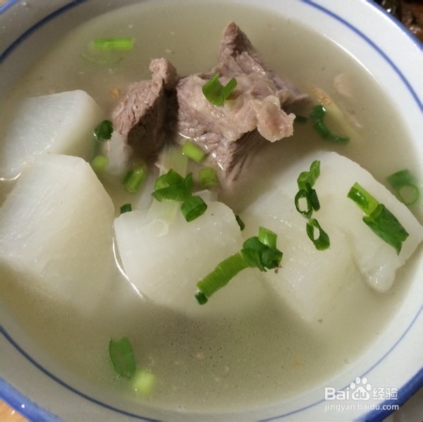 白萝卜排骨汤