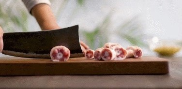 黄豆烧猪尾的做法