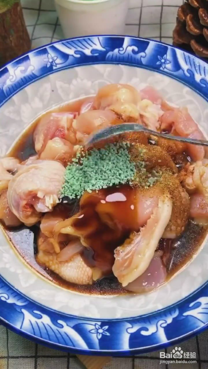 如何制作葱油焖鸡