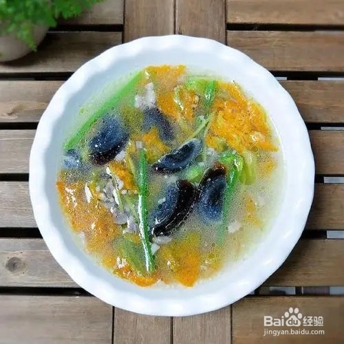 南瓜花皮蛋汤