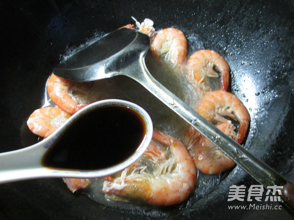 鲜虾煮粉丝的做法