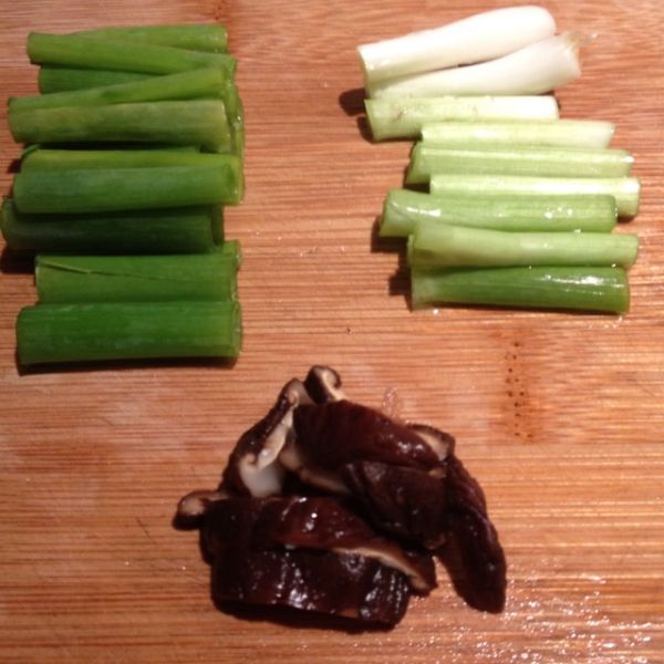 蕃茄鸡蛋香菇面