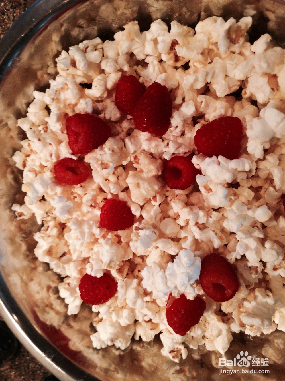 看完就会的白巧克力爆米花