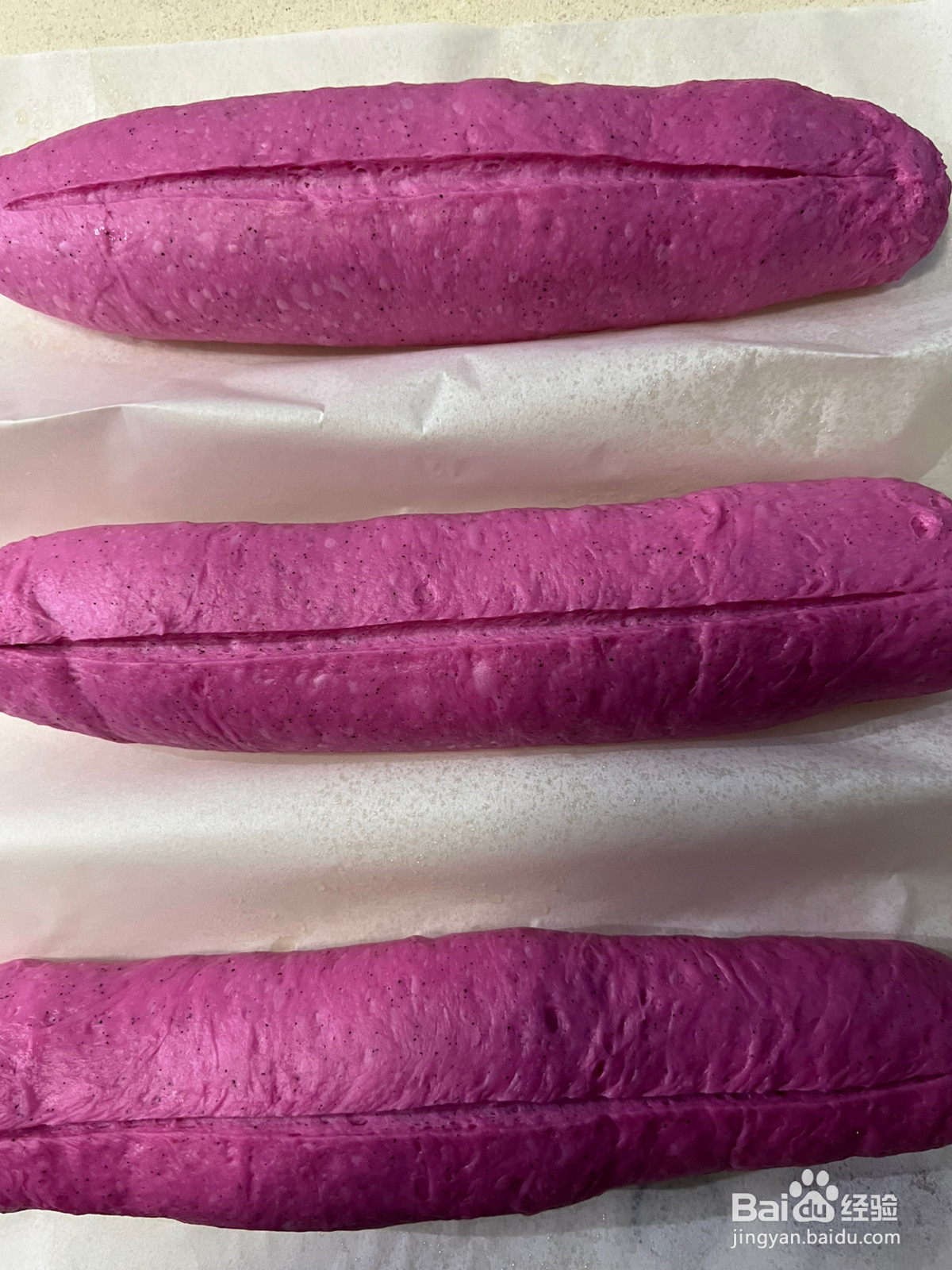 火龙果软欧包的做法