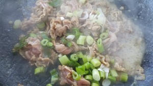 健康养生佳品葱香爆炒羊肉片的做法