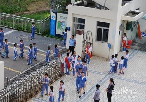 小学学校如何加强学生的常规纪律管理