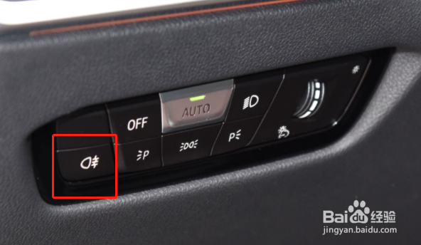 自动挡车灯怎么开