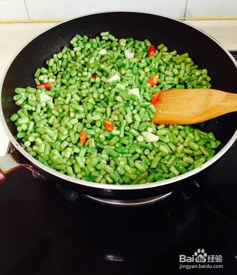 简单好做的快手酸豆角