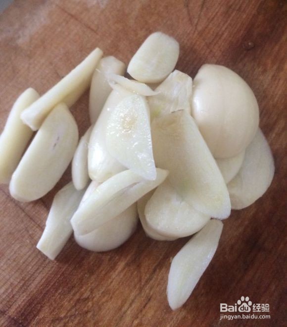 如何制作家庭版少油地三鲜