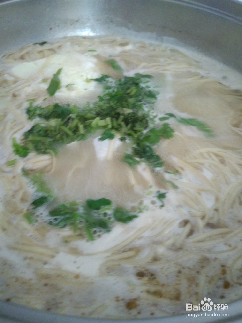 早餐羊骨汤煮挂面技巧