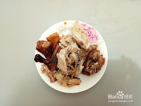 椒盐鸭架的步骤