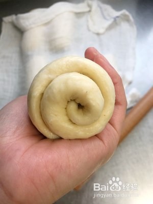 如何制作天然酵母全麦吐司