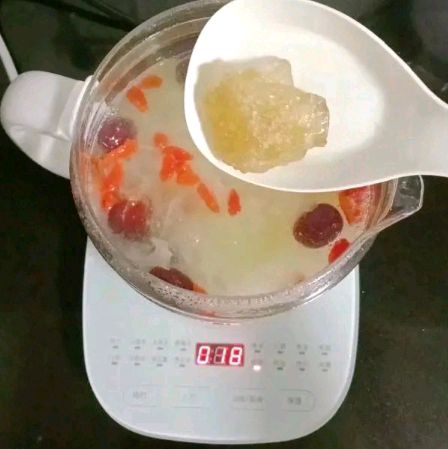 白果百合银耳汤