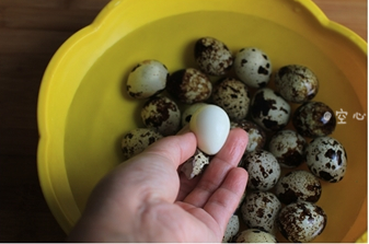 香辣虎皮鹌鹑蛋