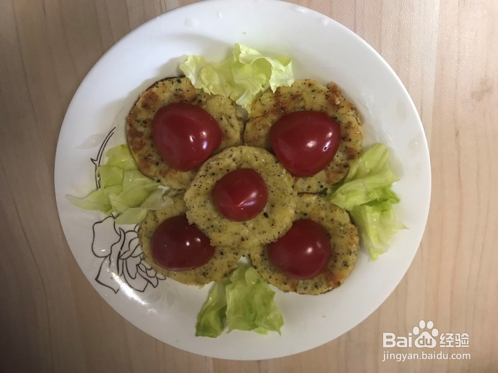 如何给孩子吃火龙果——果味鸡蛋饼