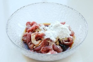 笋子炒肉的做法