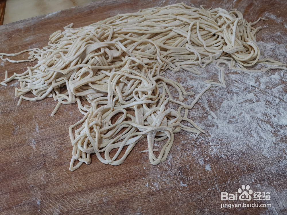 鸡蛋手擀面的做法