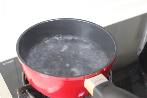 教你做黄瓜花炒鱿鱼，让你越吃越想吃，根本停不下来！