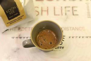 香软可口的咖啡戚风蛋糕卷