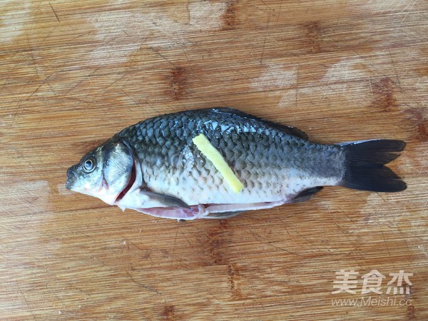 木瓜鲫鱼汤的做法