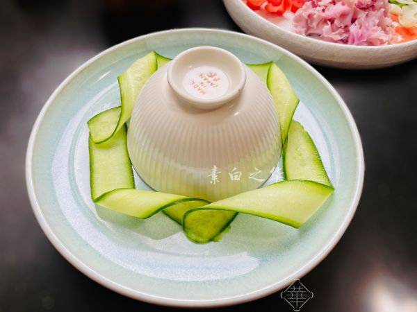 绣球菌蔬果沙拉