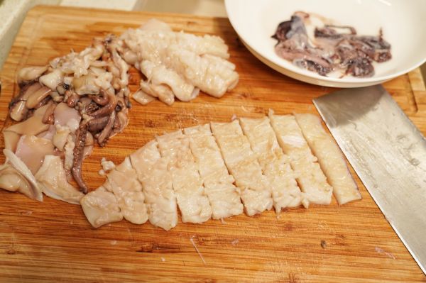 葱爆本港大鱿鱼