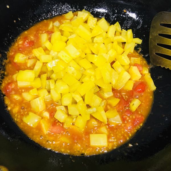 西红柿酱拌土豆