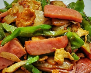 青椒土豆炒火腿鸡蛋