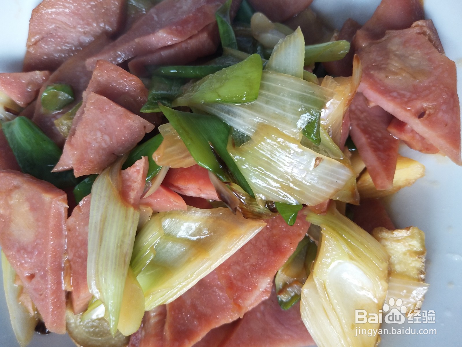 怎样做大葱爆火腿肠