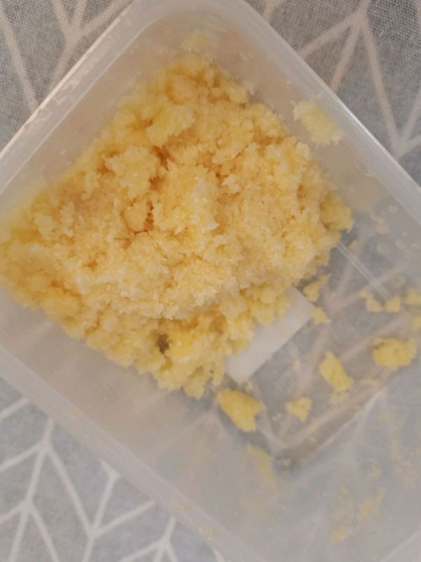 纯手工奶香椰蓉面包