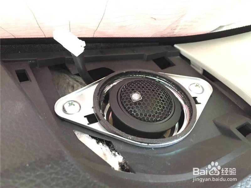 武汉斯巴鲁傲虎改装音响案例