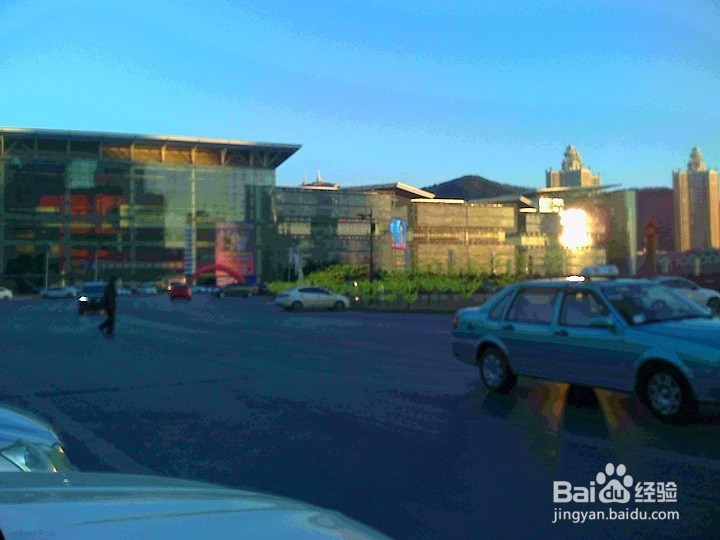 老年人傍晚怎样安全出行