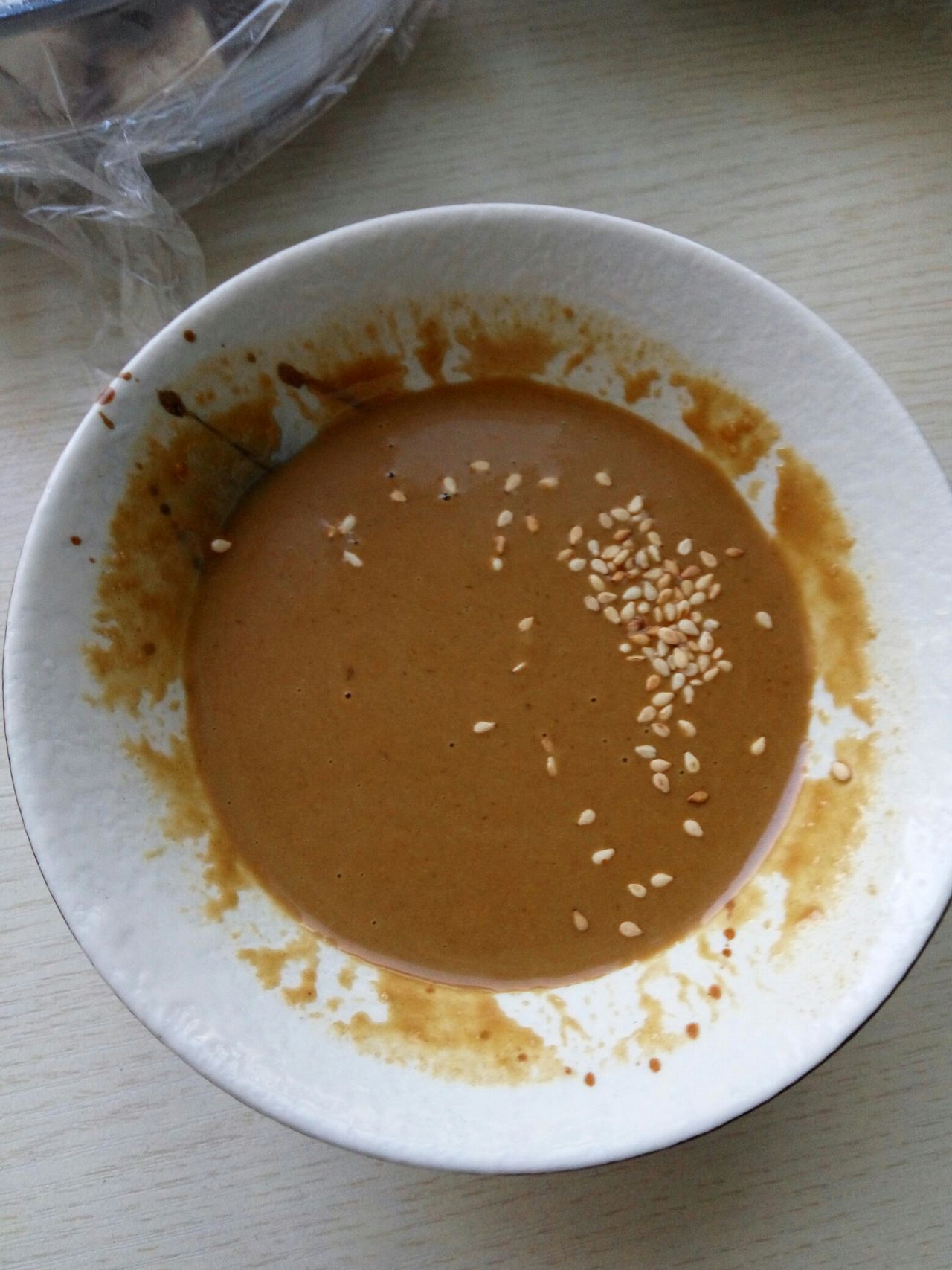 超简单一分钟万能麻酱料的做法，拌菜拌面都拿的出手