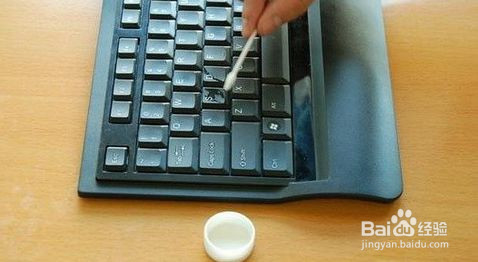 解决键盘脏，键盘细菌