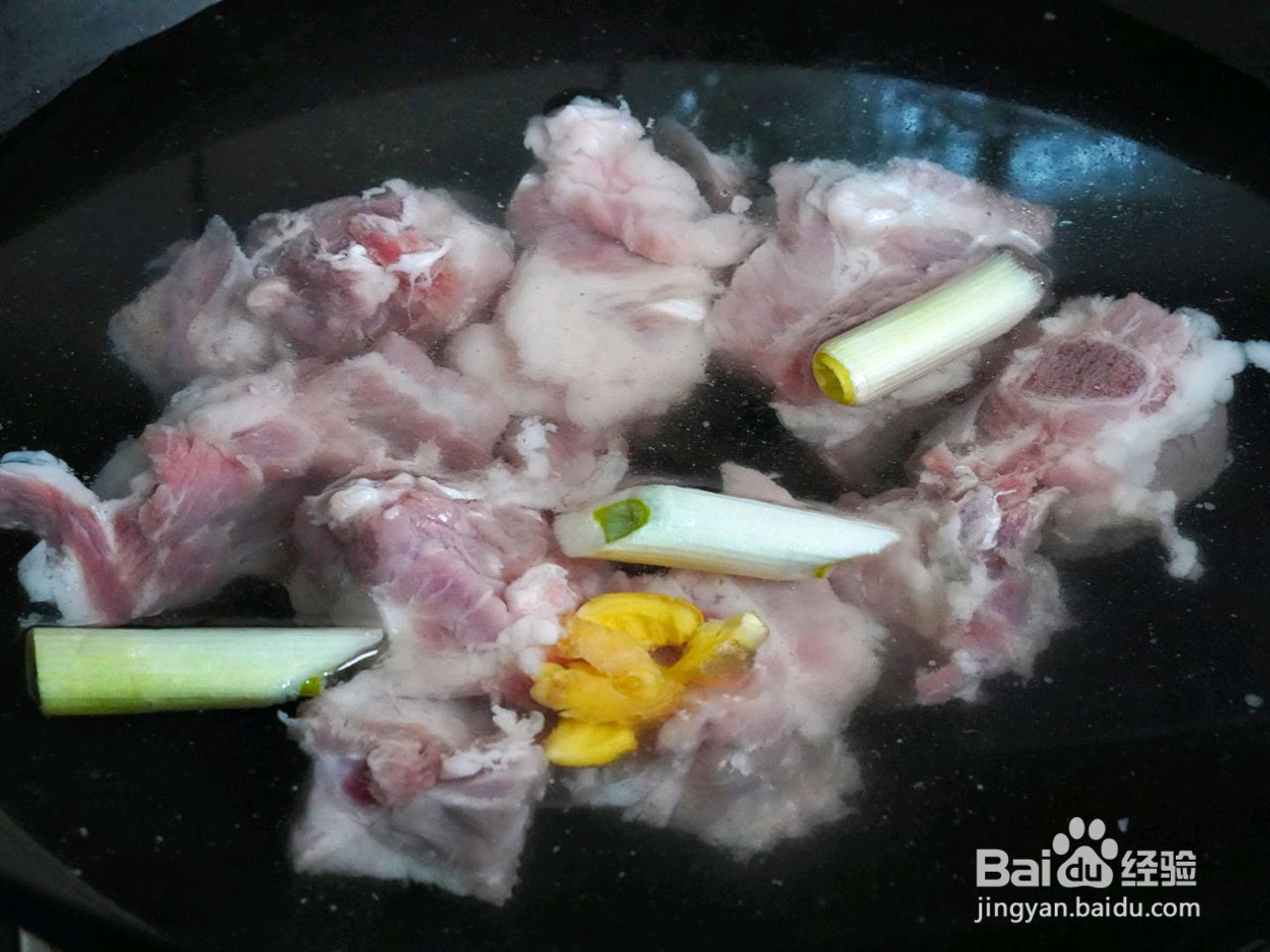 电饭煲排骨焖饭的做法